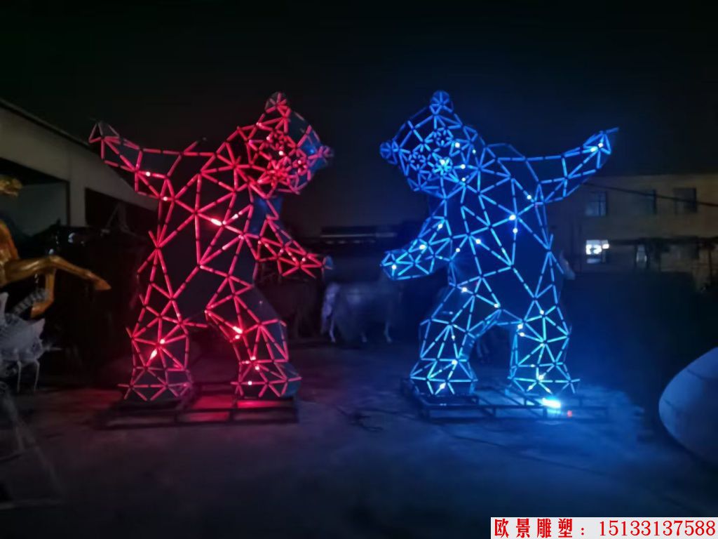 不锈钢切面熊猫雕塑 灯光熊猫雕塑2